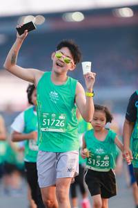 BIB: 51726, 1528
                            <button type="button" onclick="openModal(10548381)" class="btn btn-primary btn-sm float-right btn-popup" data-toggle="modal" data-target=".modal-high-quality">
                        <i class="fas fa-shopping-cart"></i> Add to Cart
                    </button>
                                            <button type="button" onclick="isThisMe(10548381, true)" class="btn btn-success btn-sm float-right btn-popup btn-isme hidden" data-toggle="tooltip" data-placement="bottom" title="นี่คือรูปของคุณใช่ไหม คลิกที่นี่เพื่อเอาเข้าอัลบั้ม">
                        <i class="fas fa-plus"></i> Add to album
                    </button>
                    <button type="button" onclick="isThisMe(10548381, false)" class="btn btn-warning btn-sm float-right btn-popup btn-isnotme hidden">
                        <i class="fas fa-ban"></i> Remove from album
                    </button>