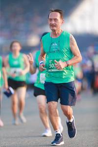 BIB: 502
                            <button type="button" onclick="openModal(10544026)" class="btn btn-primary btn-sm float-right btn-popup" data-toggle="modal" data-target=".modal-high-quality">
                        <i class="fas fa-shopping-cart"></i> Add to Cart
                    </button>
                                            <button type="button" onclick="isThisMe(10544026, true)" class="btn btn-success btn-sm float-right btn-popup btn-isme hidden" data-toggle="tooltip" data-placement="bottom" title="นี่คือรูปของคุณใช่ไหม คลิกที่นี่เพื่อเอาเข้าอัลบั้ม">
                        <i class="fas fa-plus"></i> Add to album
                    </button>
                    <button type="button" onclick="isThisMe(10544026, false)" class="btn btn-warning btn-sm float-right btn-popup btn-isnotme hidden">
                        <i class="fas fa-ban"></i> Remove from album
                    </button>