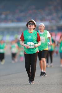 BIB: 0847
                            <button type="button" onclick="openModal(10562946)" class="btn btn-primary btn-sm float-right btn-popup" data-toggle="modal" data-target=".modal-high-quality">
                        <i class="fas fa-shopping-cart"></i> Add to Cart
                    </button>
                                            <button type="button" onclick="isThisMe(10562946, true)" class="btn btn-success btn-sm float-right btn-popup btn-isme hidden" data-toggle="tooltip" data-placement="bottom" title="นี่คือรูปของคุณใช่ไหม คลิกที่นี่เพื่อเอาเข้าอัลบั้ม">
                        <i class="fas fa-plus"></i> Add to album
                    </button>
                    <button type="button" onclick="isThisMe(10562946, false)" class="btn btn-warning btn-sm float-right btn-popup btn-isnotme hidden">
                        <i class="fas fa-ban"></i> Remove from album
                    </button>