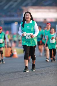 BIB: 533
                            <button type="button" onclick="openModal(10545909)" class="btn btn-primary btn-sm float-right btn-popup" data-toggle="modal" data-target=".modal-high-quality">
                        <i class="fas fa-shopping-cart"></i> Add to Cart
                    </button>
                                            <button type="button" onclick="isThisMe(10545909, true)" class="btn btn-success btn-sm float-right btn-popup btn-isme hidden" data-toggle="tooltip" data-placement="bottom" title="นี่คือรูปของคุณใช่ไหม คลิกที่นี่เพื่อเอาเข้าอัลบั้ม">
                        <i class="fas fa-plus"></i> Add to album
                    </button>
                    <button type="button" onclick="isThisMe(10545909, false)" class="btn btn-warning btn-sm float-right btn-popup btn-isnotme hidden">
                        <i class="fas fa-ban"></i> Remove from album
                    </button>