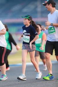 BIB: 2086, 52258
                            <button type="button" onclick="openModal(10561523)" class="btn btn-primary btn-sm float-right btn-popup" data-toggle="modal" data-target=".modal-high-quality">
                        <i class="fas fa-shopping-cart"></i> Add to Cart
                    </button>
                                            <button type="button" onclick="isThisMe(10561523, true)" class="btn btn-success btn-sm float-right btn-popup btn-isme hidden" data-toggle="tooltip" data-placement="bottom" title="นี่คือรูปของคุณใช่ไหม คลิกที่นี่เพื่อเอาเข้าอัลบั้ม">
                        <i class="fas fa-plus"></i> Add to album
                    </button>
                    <button type="button" onclick="isThisMe(10561523, false)" class="btn btn-warning btn-sm float-right btn-popup btn-isnotme hidden">
                        <i class="fas fa-ban"></i> Remove from album
                    </button>