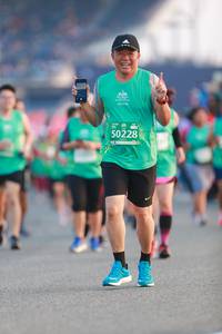 BIB: 50228
                            <button type="button" onclick="openModal(10551920)" class="btn btn-primary btn-sm float-right btn-popup" data-toggle="modal" data-target=".modal-high-quality">
                        <i class="fas fa-shopping-cart"></i> Add to Cart
                    </button>
                                            <button type="button" onclick="isThisMe(10551920, true)" class="btn btn-success btn-sm float-right btn-popup btn-isme hidden" data-toggle="tooltip" data-placement="bottom" title="นี่คือรูปของคุณใช่ไหม คลิกที่นี่เพื่อเอาเข้าอัลบั้ม">
                        <i class="fas fa-plus"></i> Add to album
                    </button>
                    <button type="button" onclick="isThisMe(10551920, false)" class="btn btn-warning btn-sm float-right btn-popup btn-isnotme hidden">
                        <i class="fas fa-ban"></i> Remove from album
                    </button>