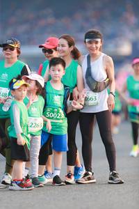 BIB: 0663, 50023, 2263
                            <button type="button" onclick="openModal(10558406)" class="btn btn-primary btn-sm float-right btn-popup" data-toggle="modal" data-target=".modal-high-quality">
                        <i class="fas fa-shopping-cart"></i> Add to Cart
                    </button>
                                            <button type="button" onclick="isThisMe(10558406, true)" class="btn btn-success btn-sm float-right btn-popup btn-isme hidden" data-toggle="tooltip" data-placement="bottom" title="นี่คือรูปของคุณใช่ไหม คลิกที่นี่เพื่อเอาเข้าอัลบั้ม">
                        <i class="fas fa-plus"></i> Add to album
                    </button>
                    <button type="button" onclick="isThisMe(10558406, false)" class="btn btn-warning btn-sm float-right btn-popup btn-isnotme hidden">
                        <i class="fas fa-ban"></i> Remove from album
                    </button>