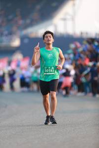 BIB: 50183
                            <button type="button" onclick="openModal(10540031)" class="btn btn-primary btn-sm float-right btn-popup" data-toggle="modal" data-target=".modal-high-quality">
                        <i class="fas fa-shopping-cart"></i> Add to Cart
                    </button>
                                            <button type="button" onclick="isThisMe(10540031, true)" class="btn btn-success btn-sm float-right btn-popup btn-isme hidden" data-toggle="tooltip" data-placement="bottom" title="นี่คือรูปของคุณใช่ไหม คลิกที่นี่เพื่อเอาเข้าอัลบั้ม">
                        <i class="fas fa-plus"></i> Add to album
                    </button>
                    <button type="button" onclick="isThisMe(10540031, false)" class="btn btn-warning btn-sm float-right btn-popup btn-isnotme hidden">
                        <i class="fas fa-ban"></i> Remove from album
                    </button>