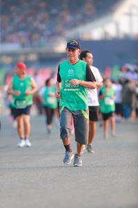 BIB: 5055
                            <button type="button" onclick="openModal(10543303)" class="btn btn-primary btn-sm float-right btn-popup" data-toggle="modal" data-target=".modal-high-quality">
                        <i class="fas fa-shopping-cart"></i> Add to Cart
                    </button>
                                            <button type="button" onclick="isThisMe(10543303, true)" class="btn btn-success btn-sm float-right btn-popup btn-isme hidden" data-toggle="tooltip" data-placement="bottom" title="นี่คือรูปของคุณใช่ไหม คลิกที่นี่เพื่อเอาเข้าอัลบั้ม">
                        <i class="fas fa-plus"></i> Add to album
                    </button>
                    <button type="button" onclick="isThisMe(10543303, false)" class="btn btn-warning btn-sm float-right btn-popup btn-isnotme hidden">
                        <i class="fas fa-ban"></i> Remove from album
                    </button>