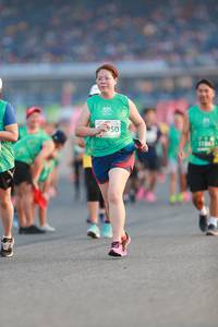 BIB: 950
                            <button type="button" onclick="openModal(10547600)" class="btn btn-primary btn-sm float-right btn-popup" data-toggle="modal" data-target=".modal-high-quality">
                        <i class="fas fa-shopping-cart"></i> Add to Cart
                    </button>
                                            <button type="button" onclick="isThisMe(10547600, true)" class="btn btn-success btn-sm float-right btn-popup btn-isme hidden" data-toggle="tooltip" data-placement="bottom" title="นี่คือรูปของคุณใช่ไหม คลิกที่นี่เพื่อเอาเข้าอัลบั้ม">
                        <i class="fas fa-plus"></i> Add to album
                    </button>
                    <button type="button" onclick="isThisMe(10547600, false)" class="btn btn-warning btn-sm float-right btn-popup btn-isnotme hidden">
                        <i class="fas fa-ban"></i> Remove from album
                    </button>