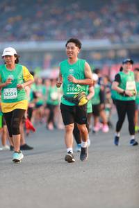 BIB: 51865, 52554
                            <button type="button" onclick="openModal(10547607)" class="btn btn-primary btn-sm float-right btn-popup" data-toggle="modal" data-target=".modal-high-quality">
                        <i class="fas fa-shopping-cart"></i> Add to Cart
                    </button>
                                            <button type="button" onclick="isThisMe(10547607, true)" class="btn btn-success btn-sm float-right btn-popup btn-isme hidden" data-toggle="tooltip" data-placement="bottom" title="นี่คือรูปของคุณใช่ไหม คลิกที่นี่เพื่อเอาเข้าอัลบั้ม">
                        <i class="fas fa-plus"></i> Add to album
                    </button>
                    <button type="button" onclick="isThisMe(10547607, false)" class="btn btn-warning btn-sm float-right btn-popup btn-isnotme hidden">
                        <i class="fas fa-ban"></i> Remove from album
                    </button>