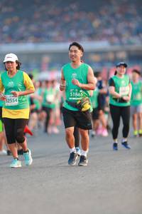 BIB: 51865, 32554
                            <button type="button" onclick="openModal(10547610)" class="btn btn-primary btn-sm float-right btn-popup" data-toggle="modal" data-target=".modal-high-quality">
                        <i class="fas fa-shopping-cart"></i> Add to Cart
                    </button>
                                            <button type="button" onclick="isThisMe(10547610, true)" class="btn btn-success btn-sm float-right btn-popup btn-isme hidden" data-toggle="tooltip" data-placement="bottom" title="นี่คือรูปของคุณใช่ไหม คลิกที่นี่เพื่อเอาเข้าอัลบั้ม">
                        <i class="fas fa-plus"></i> Add to album
                    </button>
                    <button type="button" onclick="isThisMe(10547610, false)" class="btn btn-warning btn-sm float-right btn-popup btn-isnotme hidden">
                        <i class="fas fa-ban"></i> Remove from album
                    </button>