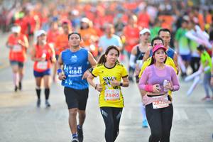 BIB: 21423
                            <button type="button" onclick="openModal(10595992)" class="btn btn-primary btn-sm float-right btn-popup" data-toggle="modal" data-target=".modal-high-quality">
                        <i class="fas fa-shopping-cart"></i> Add to Cart
                    </button>
                                            <button type="button" onclick="isThisMe(10595992, true)" class="btn btn-success btn-sm float-right btn-popup btn-isme hidden" data-toggle="tooltip" data-placement="bottom" title="นี่คือรูปของคุณใช่ไหม คลิกที่นี่เพื่อเอาเข้าอัลบั้ม">
                        <i class="fas fa-plus"></i> Add to album
                    </button>
                    <button type="button" onclick="isThisMe(10595992, false)" class="btn btn-warning btn-sm float-right btn-popup btn-isnotme hidden">
                        <i class="fas fa-ban"></i> Remove from album
                    </button>