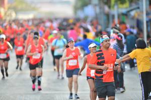 BIB: 26823
                            <button type="button" onclick="openModal(10595327)" class="btn btn-primary btn-sm float-right btn-popup" data-toggle="modal" data-target=".modal-high-quality">
                        <i class="fas fa-shopping-cart"></i> Add to Cart
                    </button>
                                            <button type="button" onclick="isThisMe(10595327, true)" class="btn btn-success btn-sm float-right btn-popup btn-isme hidden" data-toggle="tooltip" data-placement="bottom" title="นี่คือรูปของคุณใช่ไหม คลิกที่นี่เพื่อเอาเข้าอัลบั้ม">
                        <i class="fas fa-plus"></i> Add to album
                    </button>
                    <button type="button" onclick="isThisMe(10595327, false)" class="btn btn-warning btn-sm float-right btn-popup btn-isnotme hidden">
                        <i class="fas fa-ban"></i> Remove from album
                    </button>