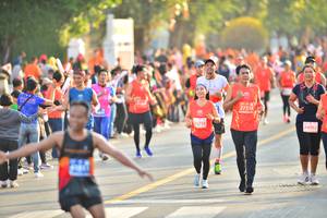 BIB: 2643
                            <button type="button" onclick="openModal(10595925)" class="btn btn-primary btn-sm float-right btn-popup" data-toggle="modal" data-target=".modal-high-quality">
                        <i class="fas fa-shopping-cart"></i> Add to Cart
                    </button>
                                            <button type="button" onclick="isThisMe(10595925, true)" class="btn btn-success btn-sm float-right btn-popup btn-isme hidden" data-toggle="tooltip" data-placement="bottom" title="นี่คือรูปของคุณใช่ไหม คลิกที่นี่เพื่อเอาเข้าอัลบั้ม">
                        <i class="fas fa-plus"></i> Add to album
                    </button>
                    <button type="button" onclick="isThisMe(10595925, false)" class="btn btn-warning btn-sm float-right btn-popup btn-isnotme hidden">
                        <i class="fas fa-ban"></i> Remove from album
                    </button>