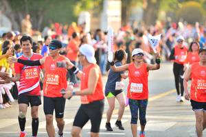 BIB: 25545, 28672
                            <button type="button" onclick="openModal(10595730)" class="btn btn-primary btn-sm float-right btn-popup" data-toggle="modal" data-target=".modal-high-quality">
                        <i class="fas fa-shopping-cart"></i> Add to Cart
                    </button>
                                            <button type="button" onclick="isThisMe(10595730, true)" class="btn btn-success btn-sm float-right btn-popup btn-isme hidden" data-toggle="tooltip" data-placement="bottom" title="นี่คือรูปของคุณใช่ไหม คลิกที่นี่เพื่อเอาเข้าอัลบั้ม">
                        <i class="fas fa-plus"></i> Add to album
                    </button>
                    <button type="button" onclick="isThisMe(10595730, false)" class="btn btn-warning btn-sm float-right btn-popup btn-isnotme hidden">
                        <i class="fas fa-ban"></i> Remove from album
                    </button>