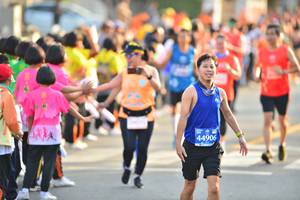 BIB: 23815, 25771, 1946
                            <button type="button" onclick="openModal(10595807)" class="btn btn-primary btn-sm float-right btn-popup" data-toggle="modal" data-target=".modal-high-quality">
                        <i class="fas fa-shopping-cart"></i> Add to Cart
                    </button>
                                            <button type="button" onclick="isThisMe(10595807, true)" class="btn btn-success btn-sm float-right btn-popup btn-isme hidden" data-toggle="tooltip" data-placement="bottom" title="นี่คือรูปของคุณใช่ไหม คลิกที่นี่เพื่อเอาเข้าอัลบั้ม">
                        <i class="fas fa-plus"></i> Add to album
                    </button>
                    <button type="button" onclick="isThisMe(10595807, false)" class="btn btn-warning btn-sm float-right btn-popup btn-isnotme hidden">
                        <i class="fas fa-ban"></i> Remove from album
                    </button>