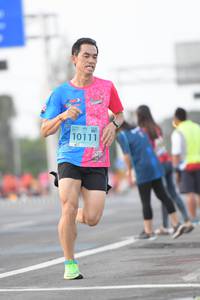 BIB: 10111
                            <button type="button" onclick="openModal(12321136)" class="btn btn-primary btn-sm float-right btn-popup" data-toggle="modal" data-target=".modal-high-quality">
                        <i class="fas fa-shopping-cart"></i> Add to Cart
                    </button>
                                            <button type="button" onclick="isThisMe(12321136, true)" class="btn btn-success btn-sm float-right btn-popup btn-isme hidden" data-toggle="tooltip" data-placement="bottom" title="นี่คือรูปของคุณใช่ไหม คลิกที่นี่เพื่อเอาเข้าอัลบั้ม">
                        <i class="fas fa-plus"></i> Add to album
                    </button>
                    <button type="button" onclick="isThisMe(12321136, false)" class="btn btn-warning btn-sm float-right btn-popup btn-isnotme hidden">
                        <i class="fas fa-ban"></i> Remove from album
                    </button>