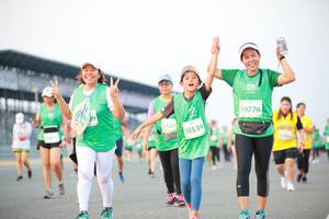 BIB: 50776, 5322, 50539
                            <button type="button" onclick="openModal(10511733)" class="btn btn-primary btn-sm float-right btn-popup" data-toggle="modal" data-target=".modal-high-quality">
                        <i class="fas fa-shopping-cart"></i> Add to Cart
                    </button>
                                            <button type="button" onclick="isThisMe(10511733, true)" class="btn btn-success btn-sm float-right btn-popup btn-isme hidden" data-toggle="tooltip" data-placement="bottom" title="นี่คือรูปของคุณใช่ไหม คลิกที่นี่เพื่อเอาเข้าอัลบั้ม">
                        <i class="fas fa-plus"></i> Add to album
                    </button>
                    <button type="button" onclick="isThisMe(10511733, false)" class="btn btn-warning btn-sm float-right btn-popup btn-isnotme hidden">
                        <i class="fas fa-ban"></i> Remove from album
                    </button>