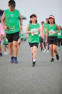 BIB: 50447, 572, 054
                            <button type="button" onclick="openModal(10517472)" class="btn btn-primary btn-sm float-right btn-popup" data-toggle="modal" data-target=".modal-high-quality">
                        <i class="fas fa-shopping-cart"></i> Add to Cart
                    </button>
                                            <button type="button" onclick="isThisMe(10517472, true)" class="btn btn-success btn-sm float-right btn-popup btn-isme hidden" data-toggle="tooltip" data-placement="bottom" title="นี่คือรูปของคุณใช่ไหม คลิกที่นี่เพื่อเอาเข้าอัลบั้ม">
                        <i class="fas fa-plus"></i> Add to album
                    </button>
                    <button type="button" onclick="isThisMe(10517472, false)" class="btn btn-warning btn-sm float-right btn-popup btn-isnotme hidden">
                        <i class="fas fa-ban"></i> Remove from album
                    </button>