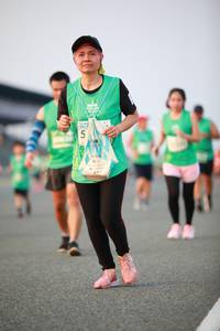 BIB: 
                            <button type="button" onclick="openModal(10504992)" class="btn btn-primary btn-sm float-right btn-popup" data-toggle="modal" data-target=".modal-high-quality">
                        <i class="fas fa-shopping-cart"></i> Add to Cart
                    </button>
                                            <button type="button" onclick="isThisMe(10504992, true)" class="btn btn-success btn-sm float-right btn-popup btn-isme hidden" data-toggle="tooltip" data-placement="bottom" title="นี่คือรูปของคุณใช่ไหม คลิกที่นี่เพื่อเอาเข้าอัลบั้ม">
                        <i class="fas fa-plus"></i> Add to album
                    </button>
                    <button type="button" onclick="isThisMe(10504992, false)" class="btn btn-warning btn-sm float-right btn-popup btn-isnotme hidden">
                        <i class="fas fa-ban"></i> Remove from album
                    </button>