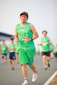 BIB: 50101
                            <button type="button" onclick="openModal(10495747)" class="btn btn-primary btn-sm float-right btn-popup" data-toggle="modal" data-target=".modal-high-quality">
                        <i class="fas fa-shopping-cart"></i> Add to Cart
                    </button>
                                            <button type="button" onclick="isThisMe(10495747, true)" class="btn btn-success btn-sm float-right btn-popup btn-isme hidden" data-toggle="tooltip" data-placement="bottom" title="นี่คือรูปของคุณใช่ไหม คลิกที่นี่เพื่อเอาเข้าอัลบั้ม">
                        <i class="fas fa-plus"></i> Add to album
                    </button>
                    <button type="button" onclick="isThisMe(10495747, false)" class="btn btn-warning btn-sm float-right btn-popup btn-isnotme hidden">
                        <i class="fas fa-ban"></i> Remove from album
                    </button>