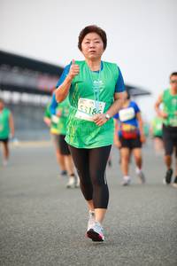 BIB: 5318
                            <button type="button" onclick="openModal(10506557)" class="btn btn-primary btn-sm float-right btn-popup" data-toggle="modal" data-target=".modal-high-quality">
                        <i class="fas fa-shopping-cart"></i> Add to Cart
                    </button>
                                            <button type="button" onclick="isThisMe(10506557, true)" class="btn btn-success btn-sm float-right btn-popup btn-isme hidden" data-toggle="tooltip" data-placement="bottom" title="นี่คือรูปของคุณใช่ไหม คลิกที่นี่เพื่อเอาเข้าอัลบั้ม">
                        <i class="fas fa-plus"></i> Add to album
                    </button>
                    <button type="button" onclick="isThisMe(10506557, false)" class="btn btn-warning btn-sm float-right btn-popup btn-isnotme hidden">
                        <i class="fas fa-ban"></i> Remove from album
                    </button>