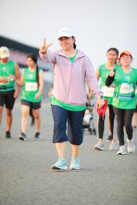 BIB: 52975
                            <button type="button" onclick="openModal(10507179)" class="btn btn-primary btn-sm float-right btn-popup" data-toggle="modal" data-target=".modal-high-quality">
                        <i class="fas fa-shopping-cart"></i> Add to Cart
                    </button>
                                            <button type="button" onclick="isThisMe(10507179, true)" class="btn btn-success btn-sm float-right btn-popup btn-isme hidden" data-toggle="tooltip" data-placement="bottom" title="นี่คือรูปของคุณใช่ไหม คลิกที่นี่เพื่อเอาเข้าอัลบั้ม">
                        <i class="fas fa-plus"></i> Add to album
                    </button>
                    <button type="button" onclick="isThisMe(10507179, false)" class="btn btn-warning btn-sm float-right btn-popup btn-isnotme hidden">
                        <i class="fas fa-ban"></i> Remove from album
                    </button>