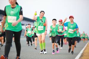 BIB: 53123, 51194, 52588, 0036
                            <button type="button" onclick="openModal(10511187)" class="btn btn-primary btn-sm float-right btn-popup" data-toggle="modal" data-target=".modal-high-quality">
                        <i class="fas fa-shopping-cart"></i> Add to Cart
                    </button>
                                            <button type="button" onclick="isThisMe(10511187, true)" class="btn btn-success btn-sm float-right btn-popup btn-isme hidden" data-toggle="tooltip" data-placement="bottom" title="นี่คือรูปของคุณใช่ไหม คลิกที่นี่เพื่อเอาเข้าอัลบั้ม">
                        <i class="fas fa-plus"></i> Add to album
                    </button>
                    <button type="button" onclick="isThisMe(10511187, false)" class="btn btn-warning btn-sm float-right btn-popup btn-isnotme hidden">
                        <i class="fas fa-ban"></i> Remove from album
                    </button>