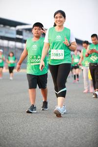 BIB: 50851, 50066
                            <button type="button" onclick="openModal(10510665)" class="btn btn-primary btn-sm float-right btn-popup" data-toggle="modal" data-target=".modal-high-quality">
                        <i class="fas fa-shopping-cart"></i> Add to Cart
                    </button>
                                            <button type="button" onclick="isThisMe(10510665, true)" class="btn btn-success btn-sm float-right btn-popup btn-isme hidden" data-toggle="tooltip" data-placement="bottom" title="นี่คือรูปของคุณใช่ไหม คลิกที่นี่เพื่อเอาเข้าอัลบั้ม">
                        <i class="fas fa-plus"></i> Add to album
                    </button>
                    <button type="button" onclick="isThisMe(10510665, false)" class="btn btn-warning btn-sm float-right btn-popup btn-isnotme hidden">
                        <i class="fas fa-ban"></i> Remove from album
                    </button>