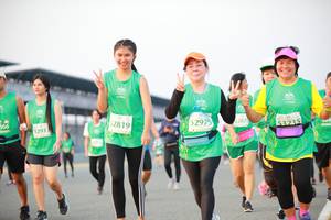 BIB: 2819, 52975, 287, 366, 53235, 5291
                            <button type="button" onclick="openModal(10507181)" class="btn btn-primary btn-sm float-right btn-popup" data-toggle="modal" data-target=".modal-high-quality">
                        <i class="fas fa-shopping-cart"></i> Add to Cart
                    </button>
                                            <button type="button" onclick="isThisMe(10507181, true)" class="btn btn-success btn-sm float-right btn-popup btn-isme hidden" data-toggle="tooltip" data-placement="bottom" title="นี่คือรูปของคุณใช่ไหม คลิกที่นี่เพื่อเอาเข้าอัลบั้ม">
                        <i class="fas fa-plus"></i> Add to album
                    </button>
                    <button type="button" onclick="isThisMe(10507181, false)" class="btn btn-warning btn-sm float-right btn-popup btn-isnotme hidden">
                        <i class="fas fa-ban"></i> Remove from album
                    </button>