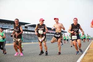 BIB: 2020, 2120, 1241, 2617, 
                            <button type="button" onclick="openModal(10494707)" class="btn btn-primary btn-sm float-right btn-popup" data-toggle="modal" data-target=".modal-high-quality">
                        <i class="fas fa-shopping-cart"></i> Add to Cart
                    </button>
                                            <button type="button" onclick="isThisMe(10494707, true)" class="btn btn-success btn-sm float-right btn-popup btn-isme hidden" data-toggle="tooltip" data-placement="bottom" title="นี่คือรูปของคุณใช่ไหม คลิกที่นี่เพื่อเอาเข้าอัลบั้ม">
                        <i class="fas fa-plus"></i> Add to album
                    </button>
                    <button type="button" onclick="isThisMe(10494707, false)" class="btn btn-warning btn-sm float-right btn-popup btn-isnotme hidden">
                        <i class="fas fa-ban"></i> Remove from album
                    </button>