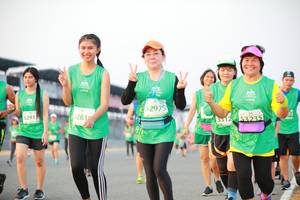 BIB: 52975, 53235, 281, 5291
                            <button type="button" onclick="openModal(10507211)" class="btn btn-primary btn-sm float-right btn-popup" data-toggle="modal" data-target=".modal-high-quality">
                        <i class="fas fa-shopping-cart"></i> Add to Cart
                    </button>
                                            <button type="button" onclick="isThisMe(10507211, true)" class="btn btn-success btn-sm float-right btn-popup btn-isme hidden" data-toggle="tooltip" data-placement="bottom" title="นี่คือรูปของคุณใช่ไหม คลิกที่นี่เพื่อเอาเข้าอัลบั้ม">
                        <i class="fas fa-plus"></i> Add to album
                    </button>
                    <button type="button" onclick="isThisMe(10507211, false)" class="btn btn-warning btn-sm float-right btn-popup btn-isnotme hidden">
                        <i class="fas fa-ban"></i> Remove from album
                    </button>