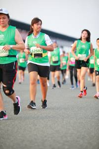 BIB: 086, 52502
                            <button type="button" onclick="openModal(10505504)" class="btn btn-primary btn-sm float-right btn-popup" data-toggle="modal" data-target=".modal-high-quality">
                        <i class="fas fa-shopping-cart"></i> Add to Cart
                    </button>
                                            <button type="button" onclick="isThisMe(10505504, true)" class="btn btn-success btn-sm float-right btn-popup btn-isme hidden" data-toggle="tooltip" data-placement="bottom" title="นี่คือรูปของคุณใช่ไหม คลิกที่นี่เพื่อเอาเข้าอัลบั้ม">
                        <i class="fas fa-plus"></i> Add to album
                    </button>
                    <button type="button" onclick="isThisMe(10505504, false)" class="btn btn-warning btn-sm float-right btn-popup btn-isnotme hidden">
                        <i class="fas fa-ban"></i> Remove from album
                    </button>