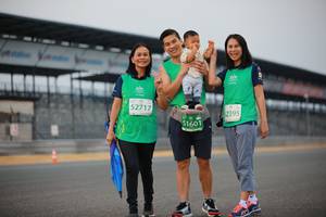 BIB: 52717, 2395, 51601
                            <button type="button" onclick="openModal(10523219)" class="btn btn-primary btn-sm float-right btn-popup" data-toggle="modal" data-target=".modal-high-quality">
                        <i class="fas fa-shopping-cart"></i> Add to Cart
                    </button>
                                            <button type="button" onclick="isThisMe(10523219, true)" class="btn btn-success btn-sm float-right btn-popup btn-isme hidden" data-toggle="tooltip" data-placement="bottom" title="นี่คือรูปของคุณใช่ไหม คลิกที่นี่เพื่อเอาเข้าอัลบั้ม">
                        <i class="fas fa-plus"></i> Add to album
                    </button>
                    <button type="button" onclick="isThisMe(10523219, false)" class="btn btn-warning btn-sm float-right btn-popup btn-isnotme hidden">
                        <i class="fas fa-ban"></i> Remove from album
                    </button>