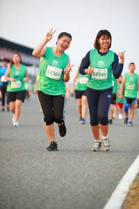 BIB: 2945, 52363
                            <button type="button" onclick="openModal(10506792)" class="btn btn-primary btn-sm float-right btn-popup" data-toggle="modal" data-target=".modal-high-quality">
                        <i class="fas fa-shopping-cart"></i> Add to Cart
                    </button>
                                            <button type="button" onclick="isThisMe(10506792, true)" class="btn btn-success btn-sm float-right btn-popup btn-isme hidden" data-toggle="tooltip" data-placement="bottom" title="นี่คือรูปของคุณใช่ไหม คลิกที่นี่เพื่อเอาเข้าอัลบั้ม">
                        <i class="fas fa-plus"></i> Add to album
                    </button>
                    <button type="button" onclick="isThisMe(10506792, false)" class="btn btn-warning btn-sm float-right btn-popup btn-isnotme hidden">
                        <i class="fas fa-ban"></i> Remove from album
                    </button>