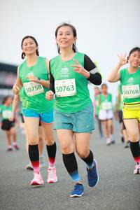 BIB: 50758, 50763, 50768
                            <button type="button" onclick="openModal(10513727)" class="btn btn-primary btn-sm float-right btn-popup" data-toggle="modal" data-target=".modal-high-quality">
                        <i class="fas fa-shopping-cart"></i> Add to Cart
                    </button>
                                            <button type="button" onclick="isThisMe(10513727, true)" class="btn btn-success btn-sm float-right btn-popup btn-isme hidden" data-toggle="tooltip" data-placement="bottom" title="นี่คือรูปของคุณใช่ไหม คลิกที่นี่เพื่อเอาเข้าอัลบั้ม">
                        <i class="fas fa-plus"></i> Add to album
                    </button>
                    <button type="button" onclick="isThisMe(10513727, false)" class="btn btn-warning btn-sm float-right btn-popup btn-isnotme hidden">
                        <i class="fas fa-ban"></i> Remove from album
                    </button>
