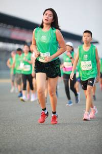 BIB: 802, 50599
                            <button type="button" onclick="openModal(10505523)" class="btn btn-primary btn-sm float-right btn-popup" data-toggle="modal" data-target=".modal-high-quality">
                        <i class="fas fa-shopping-cart"></i> Add to Cart
                    </button>
                                            <button type="button" onclick="isThisMe(10505523, true)" class="btn btn-success btn-sm float-right btn-popup btn-isme hidden" data-toggle="tooltip" data-placement="bottom" title="นี่คือรูปของคุณใช่ไหม คลิกที่นี่เพื่อเอาเข้าอัลบั้ม">
                        <i class="fas fa-plus"></i> Add to album
                    </button>
                    <button type="button" onclick="isThisMe(10505523, false)" class="btn btn-warning btn-sm float-right btn-popup btn-isnotme hidden">
                        <i class="fas fa-ban"></i> Remove from album
                    </button>