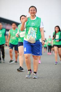 BIB: 5121
                            <button type="button" onclick="openModal(10513586)" class="btn btn-primary btn-sm float-right btn-popup" data-toggle="modal" data-target=".modal-high-quality">
                        <i class="fas fa-shopping-cart"></i> Add to Cart
                    </button>
                                            <button type="button" onclick="isThisMe(10513586, true)" class="btn btn-success btn-sm float-right btn-popup btn-isme hidden" data-toggle="tooltip" data-placement="bottom" title="นี่คือรูปของคุณใช่ไหม คลิกที่นี่เพื่อเอาเข้าอัลบั้ม">
                        <i class="fas fa-plus"></i> Add to album
                    </button>
                    <button type="button" onclick="isThisMe(10513586, false)" class="btn btn-warning btn-sm float-right btn-popup btn-isnotme hidden">
                        <i class="fas fa-ban"></i> Remove from album
                    </button>