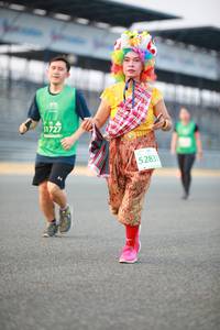 BIB: 1727, 5283
                            <button type="button" onclick="openModal(10511654)" class="btn btn-primary btn-sm float-right btn-popup" data-toggle="modal" data-target=".modal-high-quality">
                        <i class="fas fa-shopping-cart"></i> Add to Cart
                    </button>
                                            <button type="button" onclick="isThisMe(10511654, true)" class="btn btn-success btn-sm float-right btn-popup btn-isme hidden" data-toggle="tooltip" data-placement="bottom" title="นี่คือรูปของคุณใช่ไหม คลิกที่นี่เพื่อเอาเข้าอัลบั้ม">
                        <i class="fas fa-plus"></i> Add to album
                    </button>
                    <button type="button" onclick="isThisMe(10511654, false)" class="btn btn-warning btn-sm float-right btn-popup btn-isnotme hidden">
                        <i class="fas fa-ban"></i> Remove from album
                    </button>