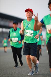 BIB: 50529
                            <button type="button" onclick="openModal(10505031)" class="btn btn-primary btn-sm float-right btn-popup" data-toggle="modal" data-target=".modal-high-quality">
                        <i class="fas fa-shopping-cart"></i> Add to Cart
                    </button>
                                            <button type="button" onclick="isThisMe(10505031, true)" class="btn btn-success btn-sm float-right btn-popup btn-isme hidden" data-toggle="tooltip" data-placement="bottom" title="นี่คือรูปของคุณใช่ไหม คลิกที่นี่เพื่อเอาเข้าอัลบั้ม">
                        <i class="fas fa-plus"></i> Add to album
                    </button>
                    <button type="button" onclick="isThisMe(10505031, false)" class="btn btn-warning btn-sm float-right btn-popup btn-isnotme hidden">
                        <i class="fas fa-ban"></i> Remove from album
                    </button>