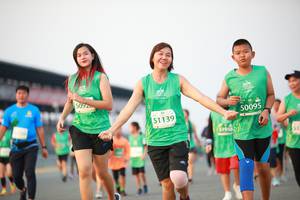 BIB: 5092, 50095, 51139, 1954
                            <button type="button" onclick="openModal(10506861)" class="btn btn-primary btn-sm float-right btn-popup" data-toggle="modal" data-target=".modal-high-quality">
                        <i class="fas fa-shopping-cart"></i> Add to Cart
                    </button>
                                            <button type="button" onclick="isThisMe(10506861, true)" class="btn btn-success btn-sm float-right btn-popup btn-isme hidden" data-toggle="tooltip" data-placement="bottom" title="นี่คือรูปของคุณใช่ไหม คลิกที่นี่เพื่อเอาเข้าอัลบั้ม">
                        <i class="fas fa-plus"></i> Add to album
                    </button>
                    <button type="button" onclick="isThisMe(10506861, false)" class="btn btn-warning btn-sm float-right btn-popup btn-isnotme hidden">
                        <i class="fas fa-ban"></i> Remove from album
                    </button>