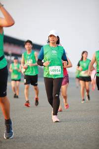 BIB: 50914
                            <button type="button" onclick="openModal(10497733)" class="btn btn-primary btn-sm float-right btn-popup" data-toggle="modal" data-target=".modal-high-quality">
                        <i class="fas fa-shopping-cart"></i> Add to Cart
                    </button>
                                            <button type="button" onclick="isThisMe(10497733, true)" class="btn btn-success btn-sm float-right btn-popup btn-isme hidden" data-toggle="tooltip" data-placement="bottom" title="นี่คือรูปของคุณใช่ไหม คลิกที่นี่เพื่อเอาเข้าอัลบั้ม">
                        <i class="fas fa-plus"></i> Add to album
                    </button>
                    <button type="button" onclick="isThisMe(10497733, false)" class="btn btn-warning btn-sm float-right btn-popup btn-isnotme hidden">
                        <i class="fas fa-ban"></i> Remove from album
                    </button>