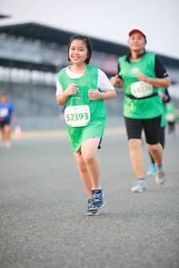 BIB: 102, 53226, 52393
                            <button type="button" onclick="openModal(10512773)" class="btn btn-primary btn-sm float-right btn-popup" data-toggle="modal" data-target=".modal-high-quality">
                        <i class="fas fa-shopping-cart"></i> Add to Cart
                    </button>
                                            <button type="button" onclick="isThisMe(10512773, true)" class="btn btn-success btn-sm float-right btn-popup btn-isme hidden" data-toggle="tooltip" data-placement="bottom" title="นี่คือรูปของคุณใช่ไหม คลิกที่นี่เพื่อเอาเข้าอัลบั้ม">
                        <i class="fas fa-plus"></i> Add to album
                    </button>
                    <button type="button" onclick="isThisMe(10512773, false)" class="btn btn-warning btn-sm float-right btn-popup btn-isnotme hidden">
                        <i class="fas fa-ban"></i> Remove from album
                    </button>