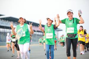 BIB: 50776, 50539
                            <button type="button" onclick="openModal(10511757)" class="btn btn-primary btn-sm float-right btn-popup" data-toggle="modal" data-target=".modal-high-quality">
                        <i class="fas fa-shopping-cart"></i> Add to Cart
                    </button>
                                            <button type="button" onclick="isThisMe(10511757, true)" class="btn btn-success btn-sm float-right btn-popup btn-isme hidden" data-toggle="tooltip" data-placement="bottom" title="นี่คือรูปของคุณใช่ไหม คลิกที่นี่เพื่อเอาเข้าอัลบั้ม">
                        <i class="fas fa-plus"></i> Add to album
                    </button>
                    <button type="button" onclick="isThisMe(10511757, false)" class="btn btn-warning btn-sm float-right btn-popup btn-isnotme hidden">
                        <i class="fas fa-ban"></i> Remove from album
                    </button>