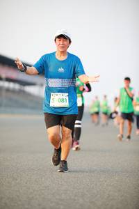 BIB: 081
                            <button type="button" onclick="openModal(10494250)" class="btn btn-primary btn-sm float-right btn-popup" data-toggle="modal" data-target=".modal-high-quality">
                        <i class="fas fa-shopping-cart"></i> Add to Cart
                    </button>
                                            <button type="button" onclick="isThisMe(10494250, true)" class="btn btn-success btn-sm float-right btn-popup btn-isme hidden" data-toggle="tooltip" data-placement="bottom" title="นี่คือรูปของคุณใช่ไหม คลิกที่นี่เพื่อเอาเข้าอัลบั้ม">
                        <i class="fas fa-plus"></i> Add to album
                    </button>
                    <button type="button" onclick="isThisMe(10494250, false)" class="btn btn-warning btn-sm float-right btn-popup btn-isnotme hidden">
                        <i class="fas fa-ban"></i> Remove from album
                    </button>