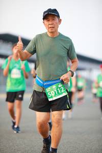 BIB: 50112
                            <button type="button" onclick="openModal(10510586)" class="btn btn-primary btn-sm float-right btn-popup" data-toggle="modal" data-target=".modal-high-quality">
                        <i class="fas fa-shopping-cart"></i> Add to Cart
                    </button>
                                            <button type="button" onclick="isThisMe(10510586, true)" class="btn btn-success btn-sm float-right btn-popup btn-isme hidden" data-toggle="tooltip" data-placement="bottom" title="นี่คือรูปของคุณใช่ไหม คลิกที่นี่เพื่อเอาเข้าอัลบั้ม">
                        <i class="fas fa-plus"></i> Add to album
                    </button>
                    <button type="button" onclick="isThisMe(10510586, false)" class="btn btn-warning btn-sm float-right btn-popup btn-isnotme hidden">
                        <i class="fas fa-ban"></i> Remove from album
                    </button>