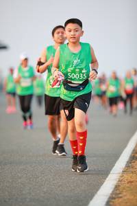 BIB: 50035
                            <button type="button" onclick="openModal(10496635)" class="btn btn-primary btn-sm float-right btn-popup" data-toggle="modal" data-target=".modal-high-quality">
                        <i class="fas fa-shopping-cart"></i> Add to Cart
                    </button>
                                            <button type="button" onclick="isThisMe(10496635, true)" class="btn btn-success btn-sm float-right btn-popup btn-isme hidden" data-toggle="tooltip" data-placement="bottom" title="นี่คือรูปของคุณใช่ไหม คลิกที่นี่เพื่อเอาเข้าอัลบั้ม">
                        <i class="fas fa-plus"></i> Add to album
                    </button>
                    <button type="button" onclick="isThisMe(10496635, false)" class="btn btn-warning btn-sm float-right btn-popup btn-isnotme hidden">
                        <i class="fas fa-ban"></i> Remove from album
                    </button>