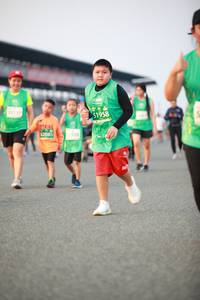 BIB: 53137, 51958, 52065
                            <button type="button" onclick="openModal(10507001)" class="btn btn-primary btn-sm float-right btn-popup" data-toggle="modal" data-target=".modal-high-quality">
                        <i class="fas fa-shopping-cart"></i> Add to Cart
                    </button>
                                            <button type="button" onclick="isThisMe(10507001, true)" class="btn btn-success btn-sm float-right btn-popup btn-isme hidden" data-toggle="tooltip" data-placement="bottom" title="นี่คือรูปของคุณใช่ไหม คลิกที่นี่เพื่อเอาเข้าอัลบั้ม">
                        <i class="fas fa-plus"></i> Add to album
                    </button>
                    <button type="button" onclick="isThisMe(10507001, false)" class="btn btn-warning btn-sm float-right btn-popup btn-isnotme hidden">
                        <i class="fas fa-ban"></i> Remove from album
                    </button>