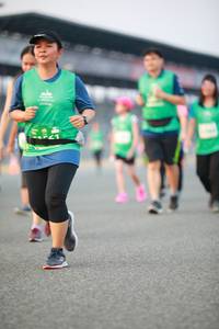 BIB: 
                            <button type="button" onclick="openModal(10512270)" class="btn btn-primary btn-sm float-right btn-popup" data-toggle="modal" data-target=".modal-high-quality">
                        <i class="fas fa-shopping-cart"></i> Add to Cart
                    </button>
                                            <button type="button" onclick="isThisMe(10512270, true)" class="btn btn-success btn-sm float-right btn-popup btn-isme hidden" data-toggle="tooltip" data-placement="bottom" title="นี่คือรูปของคุณใช่ไหม คลิกที่นี่เพื่อเอาเข้าอัลบั้ม">
                        <i class="fas fa-plus"></i> Add to album
                    </button>
                    <button type="button" onclick="isThisMe(10512270, false)" class="btn btn-warning btn-sm float-right btn-popup btn-isnotme hidden">
                        <i class="fas fa-ban"></i> Remove from album
                    </button>