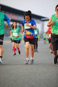 BIB: 5050, 516
                            <button type="button" onclick="openModal(10506629)" class="btn btn-primary btn-sm float-right btn-popup" data-toggle="modal" data-target=".modal-high-quality">
                        <i class="fas fa-shopping-cart"></i> Add to Cart
                    </button>
                                            <button type="button" onclick="isThisMe(10506629, true)" class="btn btn-success btn-sm float-right btn-popup btn-isme hidden" data-toggle="tooltip" data-placement="bottom" title="นี่คือรูปของคุณใช่ไหม คลิกที่นี่เพื่อเอาเข้าอัลบั้ม">
                        <i class="fas fa-plus"></i> Add to album
                    </button>
                    <button type="button" onclick="isThisMe(10506629, false)" class="btn btn-warning btn-sm float-right btn-popup btn-isnotme hidden">
                        <i class="fas fa-ban"></i> Remove from album
                    </button>