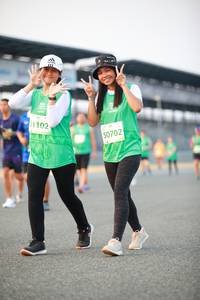 BIB: 1102, 50702
                            <button type="button" onclick="openModal(10507827)" class="btn btn-primary btn-sm float-right btn-popup" data-toggle="modal" data-target=".modal-high-quality">
                        <i class="fas fa-shopping-cart"></i> Add to Cart
                    </button>
                                            <button type="button" onclick="isThisMe(10507827, true)" class="btn btn-success btn-sm float-right btn-popup btn-isme hidden" data-toggle="tooltip" data-placement="bottom" title="นี่คือรูปของคุณใช่ไหม คลิกที่นี่เพื่อเอาเข้าอัลบั้ม">
                        <i class="fas fa-plus"></i> Add to album
                    </button>
                    <button type="button" onclick="isThisMe(10507827, false)" class="btn btn-warning btn-sm float-right btn-popup btn-isnotme hidden">
                        <i class="fas fa-ban"></i> Remove from album
                    </button>