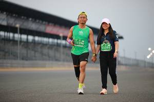 BIB: 53396, 53395
                            <button type="button" onclick="openModal(10524397)" class="btn btn-primary btn-sm float-right btn-popup" data-toggle="modal" data-target=".modal-high-quality">
                        <i class="fas fa-shopping-cart"></i> Add to Cart
                    </button>
                                            <button type="button" onclick="isThisMe(10524397, true)" class="btn btn-success btn-sm float-right btn-popup btn-isme hidden" data-toggle="tooltip" data-placement="bottom" title="นี่คือรูปของคุณใช่ไหม คลิกที่นี่เพื่อเอาเข้าอัลบั้ม">
                        <i class="fas fa-plus"></i> Add to album
                    </button>
                    <button type="button" onclick="isThisMe(10524397, false)" class="btn btn-warning btn-sm float-right btn-popup btn-isnotme hidden">
                        <i class="fas fa-ban"></i> Remove from album
                    </button>