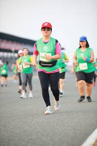 BIB: 3238
                            <button type="button" onclick="openModal(10511262)" class="btn btn-primary btn-sm float-right btn-popup" data-toggle="modal" data-target=".modal-high-quality">
                        <i class="fas fa-shopping-cart"></i> Add to Cart
                    </button>
                                            <button type="button" onclick="isThisMe(10511262, true)" class="btn btn-success btn-sm float-right btn-popup btn-isme hidden" data-toggle="tooltip" data-placement="bottom" title="นี่คือรูปของคุณใช่ไหม คลิกที่นี่เพื่อเอาเข้าอัลบั้ม">
                        <i class="fas fa-plus"></i> Add to album
                    </button>
                    <button type="button" onclick="isThisMe(10511262, false)" class="btn btn-warning btn-sm float-right btn-popup btn-isnotme hidden">
                        <i class="fas fa-ban"></i> Remove from album
                    </button>